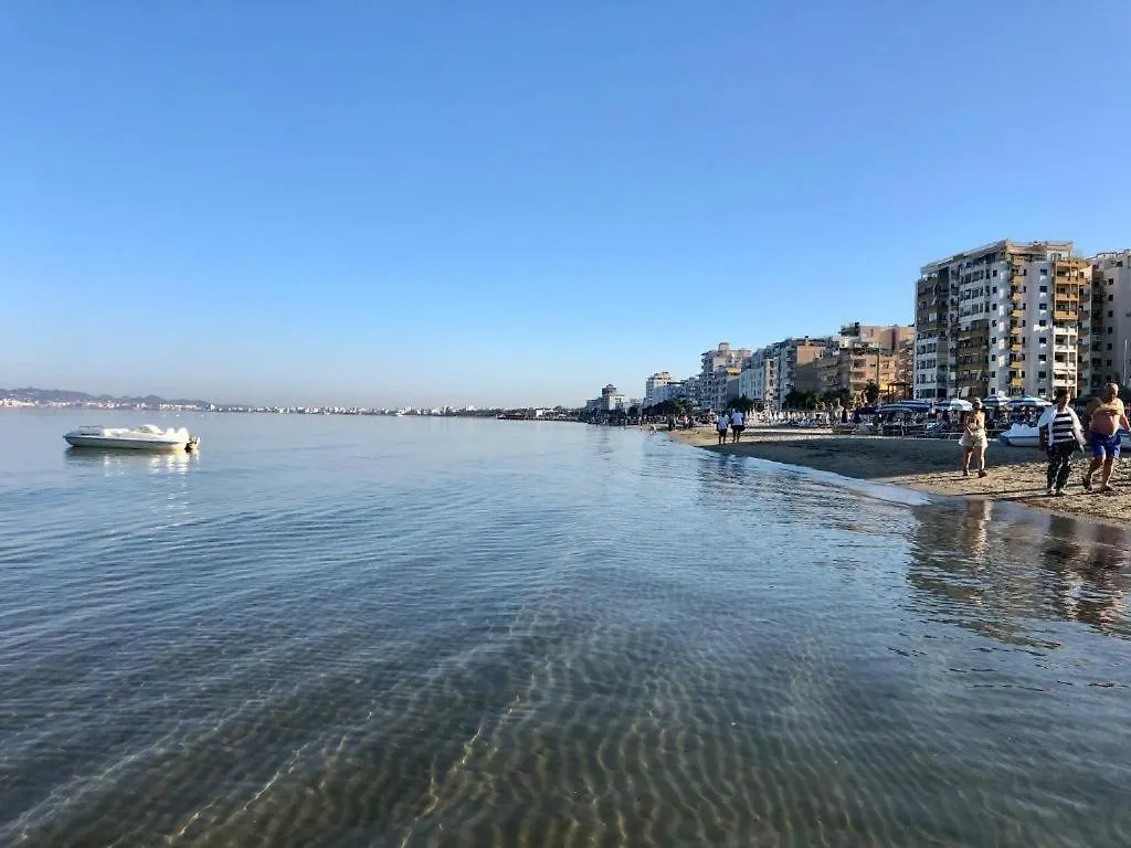 Vila Kulla Apartment Dıraç